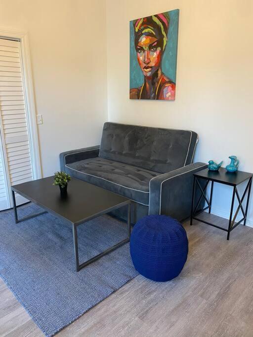Chic Bungalow Apartment Steps From Armature Works & Downtown Riverwalk Tampa Extérieur photo