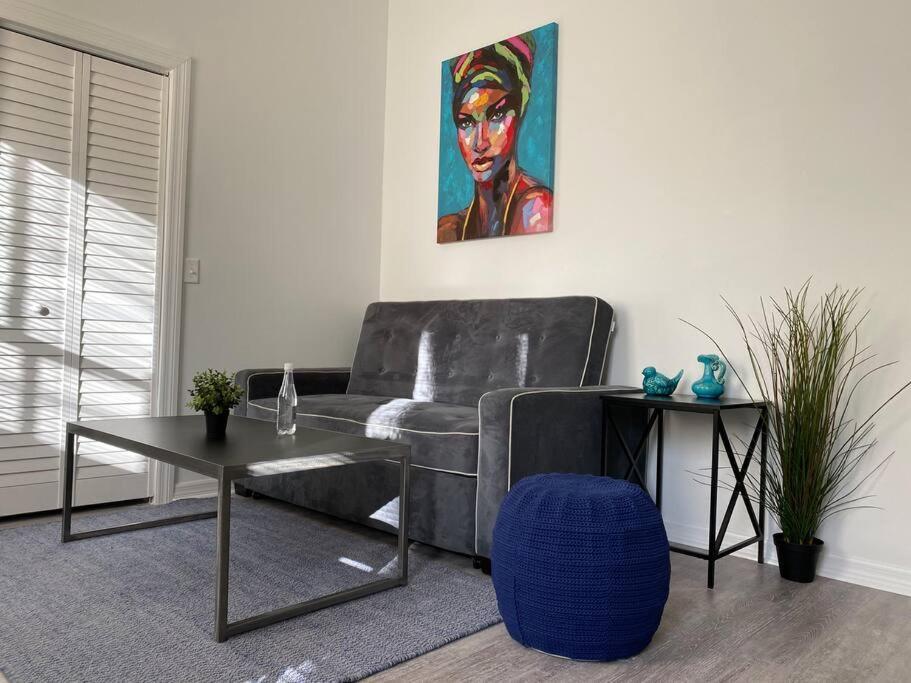 Chic Bungalow Apartment Steps From Armature Works & Downtown Riverwalk Tampa Extérieur photo